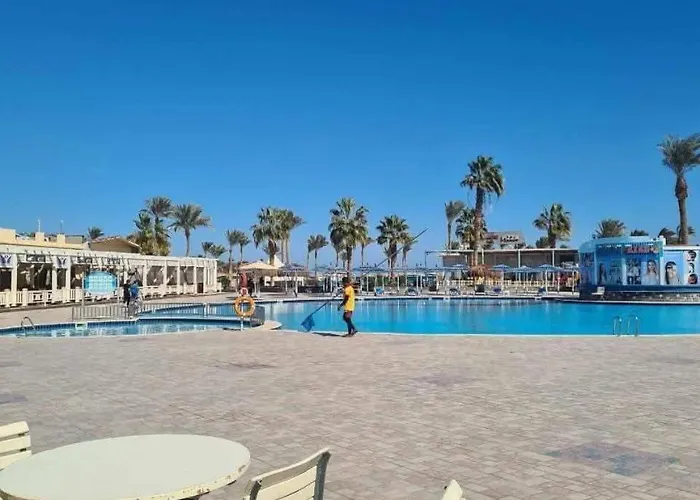 Veronia Gad Mirage Bay Aqua Park *