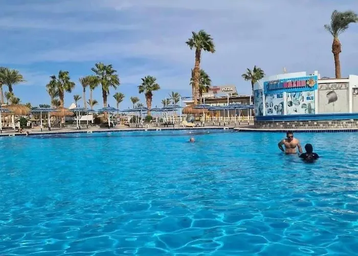 Veronia Gad Mirage Bay Aqua Park Aparthotel